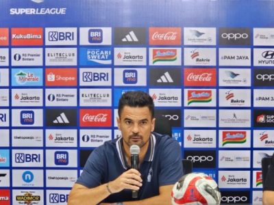 Pelatih Persita Tangerang Carlos Pena memberikan keterangan terkait persiapan League Cup 2026/2027 liputan Radio Tangerang Heartline FM
