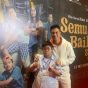 Baim Wong bersama Alim dalam konferensi pers film Semua Akan Baik-Baik Saja