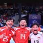 Skuad Timnas Voli Putra Indonesia merayakan selebrasi juara di podium Piala AVC Men's Cup 2026 setelah mengalahkan Korea Selatan